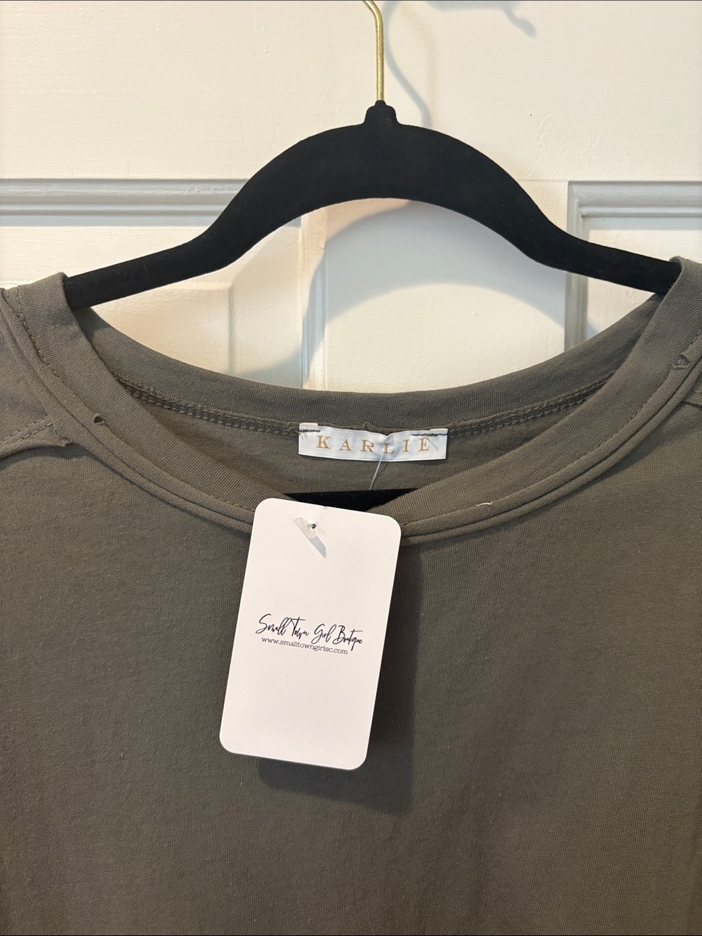 Karlie Muscle Tee Size Large - Picture 2 of 4